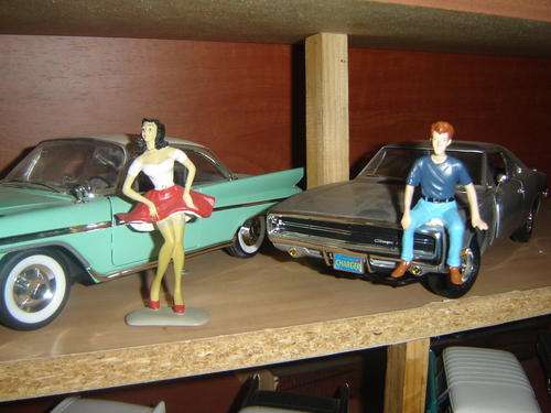 Cute Figurine of Tommy sitting on the bonnet of a Scale 1/18 Very Rare Dodge Charger- New in Pack