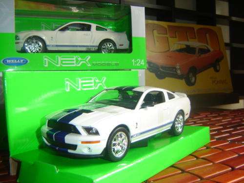 Stunning & Rare 2007 Shelby Cobra  GT by WELLY NEX Scale 1/24 New in Display Box