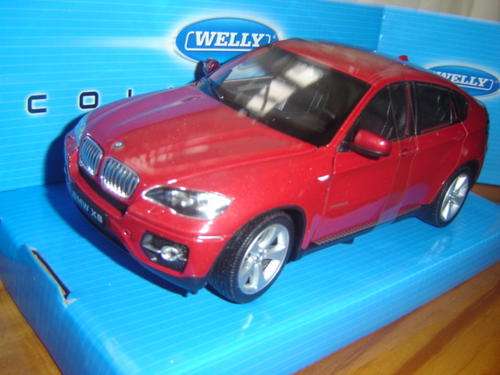Lovely BMW X6 Coupe Scale 1/24 by WELLY New in Display Box