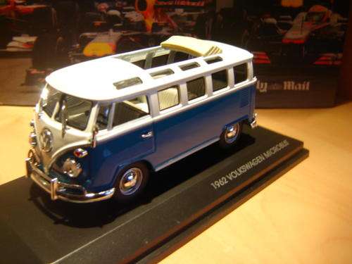Lovely '62 Kombi Fleetline with Open Roof  Scale 1/43 by Top Make SIGNATURE in Dispolay Case.