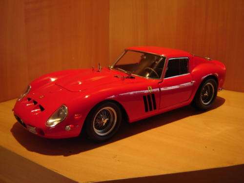 Ferrari 250 GTO  Die Cast Model Scale  1/18  Kyosho Awesome  New- in Box with outer sleeve Garenteed