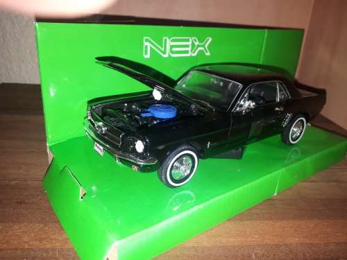 Mustang Coupe Black -  Sc 1/24 by Welly New in Display Box  Guaranteed