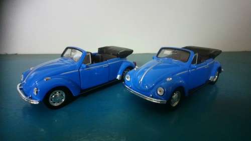 '67 VW Beetle  Cabrio Combo: 2 x Beetle Die Cast Models WELLY FX New in D/Box - Gteed- In Stock