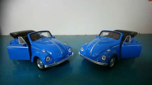 '67 VW Beetle  Cabrio Combo: 2 x Beetle Die Cast Models WELLY FX New in D/Box - Gteed- In Stock