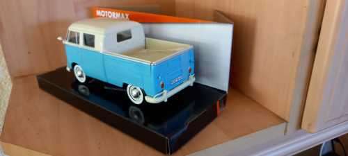 T1 Volkswagen  Kombi Fleetline D/Cab Pickup D/Cast Sc 1/24 MOTORMAX-New D/Box