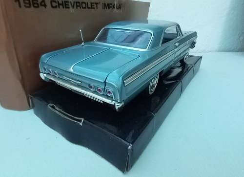 `64 Chevrolet Impala   1/24 D/Cast Model    M/MAX Buy 2 x Ass  Less 10 % on Sell