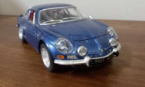 `69 Alpine Renault 1600 S w R/Cage D/Cast  Model  18   Burago    Buy any x2  Ass. Mods 10 %  -Sell