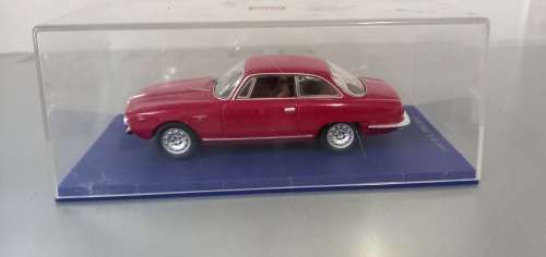 `62 Alfa Romeo   2600 Sprint Die Cast  Model Scale  1/43    Quantity Discount