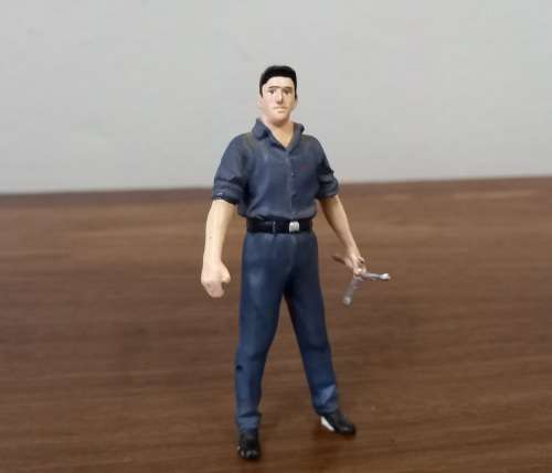 American Diorama Figurine Mechanic Steve w Wheel Spanner  1/24 Quantity Discount