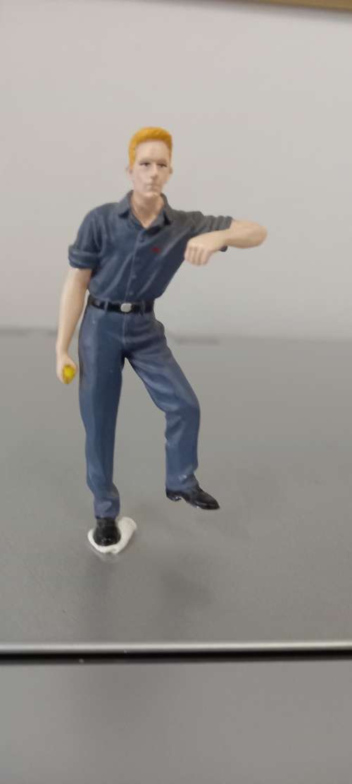 American Diorama Figurine Mechanic Jean - Pierre  1/24