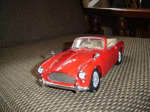 YatMing R/Master Scale 1/18 Rare & Special 1958 Aston Martin DB2 -4 MK111 Cabriolette  New in Box