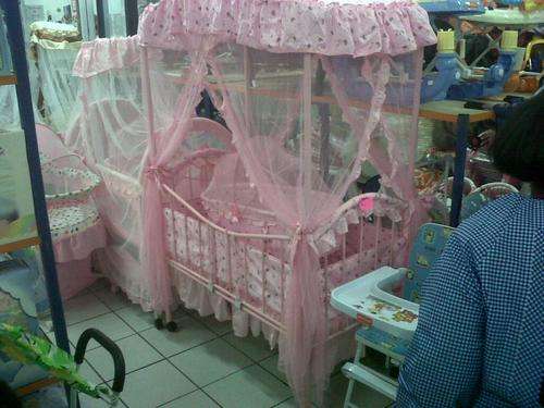 PINK METAL COT (BABY PRODUCTS/TOYS) RETAIL AND BULK PRICES!!