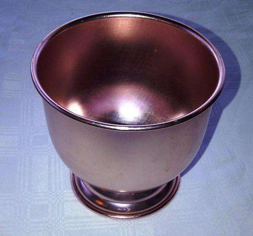 Antique Copper Mixing Bowl.                              Adorable!