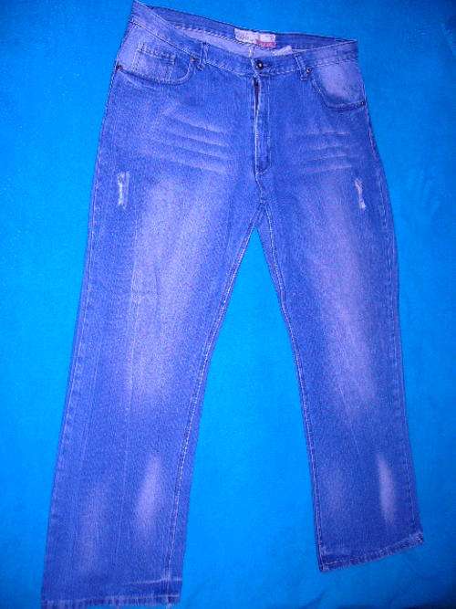 MENS BOOTLEG JEANS SIZE 40
