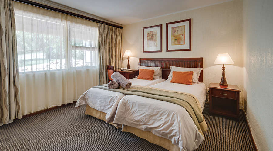 Kwa Maritane Bush Lodge (04 - 08 November 2024) 2 Bedroom 8 Sleeper 2 Bathroom Luxury Unit