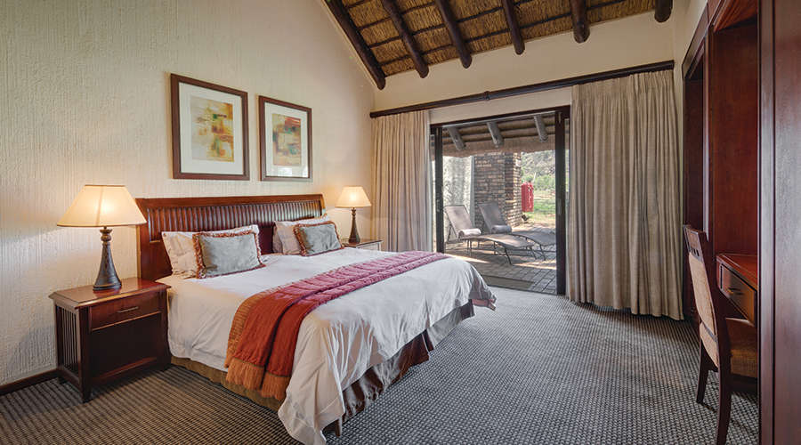 Kwa Maritane Bush Lodge (04 - 08 November 2024) 2 Bedroom 8 Sleeper 2 Bathroom Luxury Unit