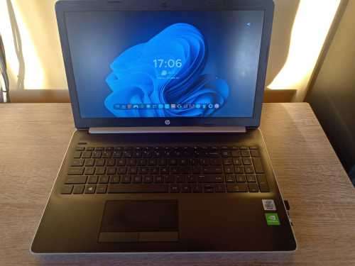 HP 15-da2002ni  i7-10 Gen 8GB RAM 250GB SDD 15.6" Notebook