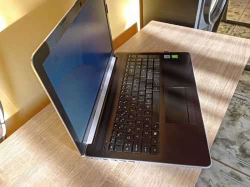 HP 15-da2002ni  i7-10 Gen 8GB RAM 250GB SDD 15.6" Notebook