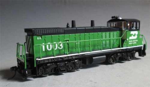 CON-COR COLLECTOR'S EDITION HO SCALE - EMD MP-15 DIESEL LOCO # 1003 (MINT IN BOX)