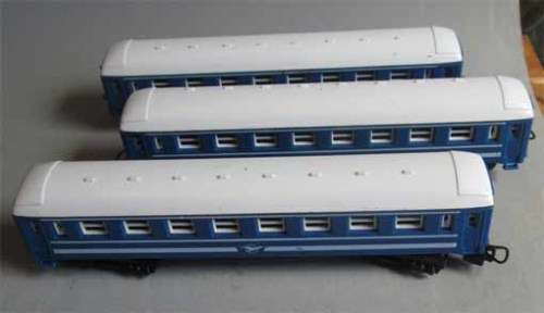 LIMA HO SCALE - SAR BLUE TRAIN PASSENGER COACH