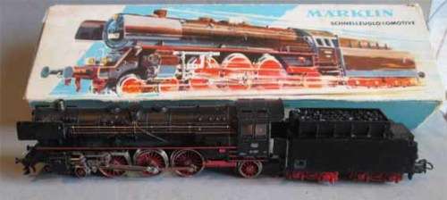 MARKLIN 3048 HO SCALE - 4-6-2 STEAM LOCO & TENDER DB 01 097 (BOXED)