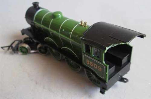 TRI-ANG OO SCALE - STEAM LOCO 4-6-0 #8509, SEE FOTO