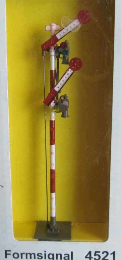 VIESSMANN 4521 HO SCALE SEMAPHORE WITH LED LIGHTING - BOXED