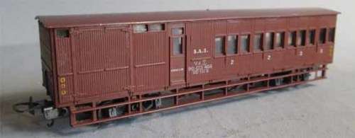 LIMA HO SCALE - SAR V-8 GUARDS VAN