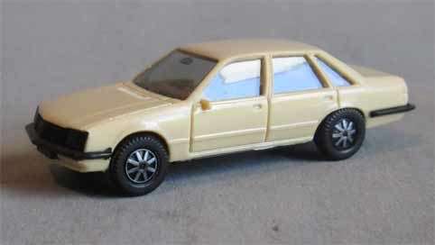 HERPA 1/87 HO SCALE - OPEL SENATOR