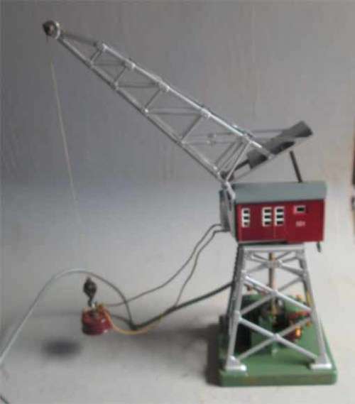 MARKLIN 7150 HO SCALE - ELECTRICALY OPERATED CRANE in EXCELLENT CONDITION, SEE FOTOS