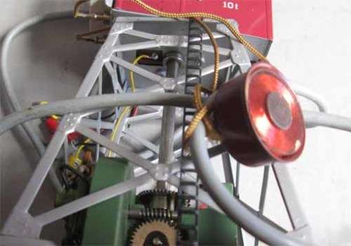 MARKLIN 7150 HO SCALE - ELECTRICALY OPERATED CRANE in EXCELLENT CONDITION, SEE FOTOS