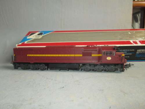 LIMA HO SCALE - SAR CLASS 34 DIESEL LOCO 34 228 - BOXED