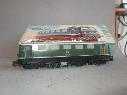 MARKLIN HO SCALE - ELECTRIC LOCO DB E41024 (BOXED)