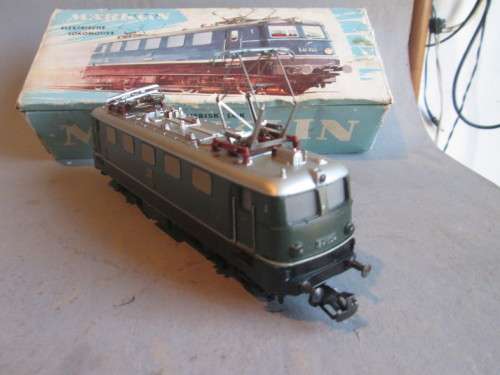 MARKLIN HO SCALE - ELECTRIC LOCO DB E41024 (BOXED)