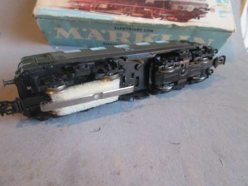 MARKLIN HO SCALE - ELECTRIC LOCO DB E41024 (BOXED)