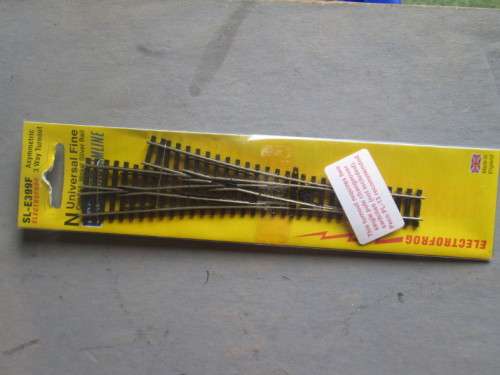 PECO N SCALE - SL-E399F CODE 55 ASYMETRIC 3-WAY POINT - NEW CARDED