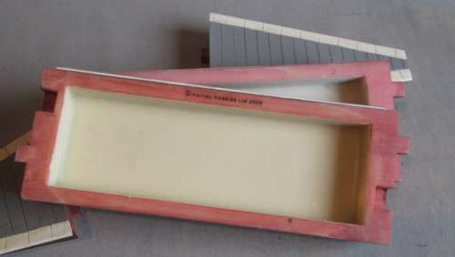 HORNBY HO SCALE - CAST RESIN STATION PLATFORM - SEE FOTO