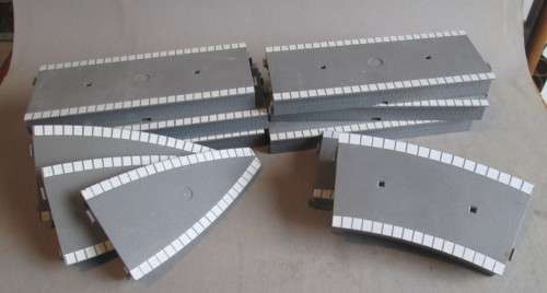 HORNBY HO SCALE - STATION PLATFORM - AS PER FOTO