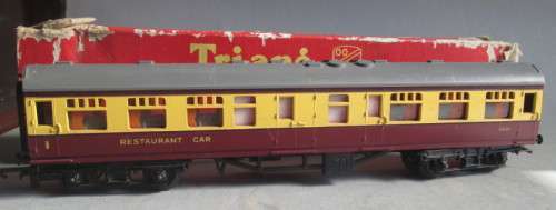 TRI-ANG OO SCALE - RESTAURANT CAR