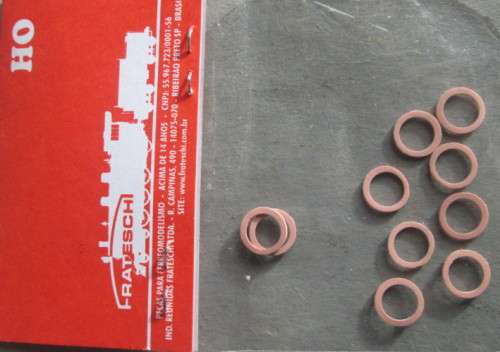 FRATESCHI HO SCALE - 10 X STEAM LOCO TYRES (NEW CARDED)