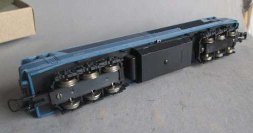 LIMA HO SCALE - FRENCH DIESEL LOCO CC 72000 SNCF - SEE BELOW