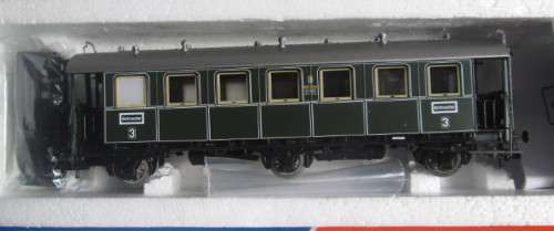 ROCO/TRIX HO SCALE - SET/3 6 WHEEL PASSENGER COACHES - BOXED