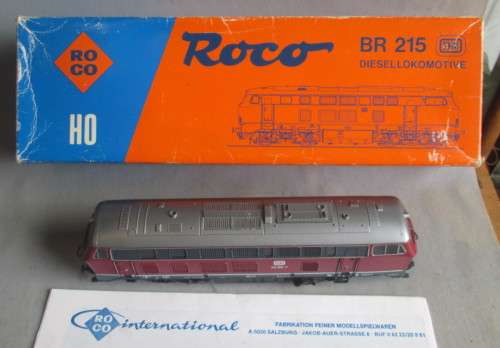 ROCO HO SCALE - GERMAN DIESEL LOCO BR 215, BO-BO - BOXED