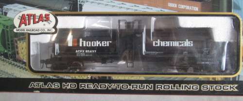ATLAS HO SCALE - HOOKER TANKER WAGON, LIKE NEW, MINT IN BOX