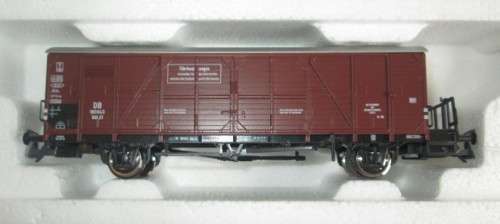 ROCO HO SCALE - DB CLOSED GOODS WAGON - AS NEW BOXED