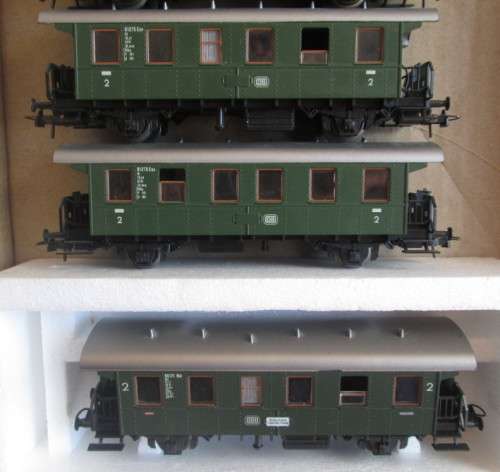 ROCO HO SCALE - 7 X GERMAN BRANCHLINE PASSENGER COACHES