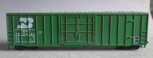 ATHEARN HO SCALE - 50' BN CLOSED GOODS WAGON