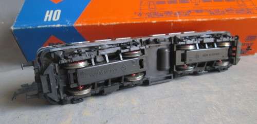 ROCO HO SCALE - DB BR 140 ELECTRIC LOCO, GOOD CONDITION (BOXED)