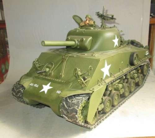 TAMIYA 1/16 SCALE - RC USA SHERMAN TANK - SEE BELOW