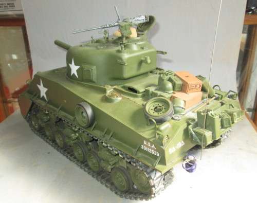 TAMIYA 1/16 SCALE - RC USA SHERMAN TANK - SEE BELOW